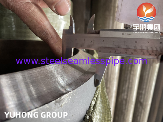 ASTM A335 P22 Kaynak için Sıcak Dolaştırılmış Alloy Çelik Dikişsiz Tüpler