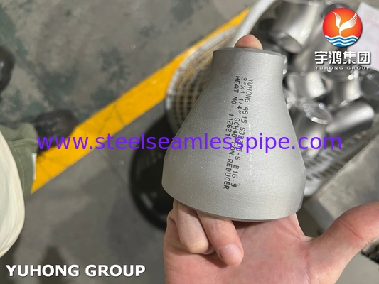 ASTM A815 S32205 Konsantrik Redüktör