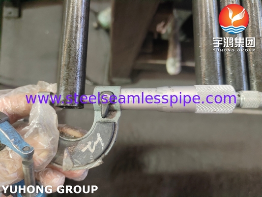 ASTM A213 T5 K41545 Isı Değiştiricisi Ekipmanı İçin Dikişsiz Krom Molibdenum Alaşımlı Çelik Tüp