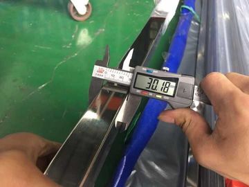 Paslanmaz Çelik Kare Boru, ASTM A554, Sınıf SS304 / 304, SS 316 / 316L Ayna / Saç Çizgisi Yüzeyi