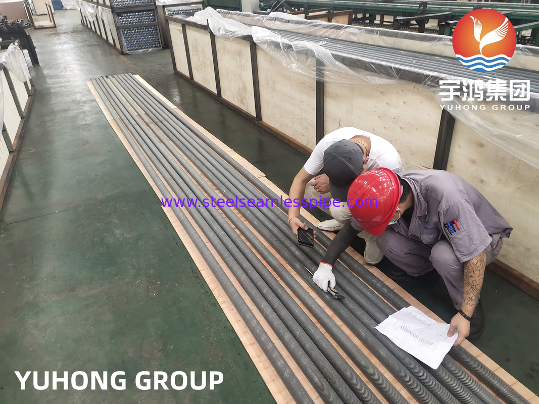 ASTM A213 TP304 Ekstrüde Kanatlı Boru Petrol Endüstrisi Isı Eşanjörü Borusu Hava Soğutucu Kondenser Uygulaması İçin