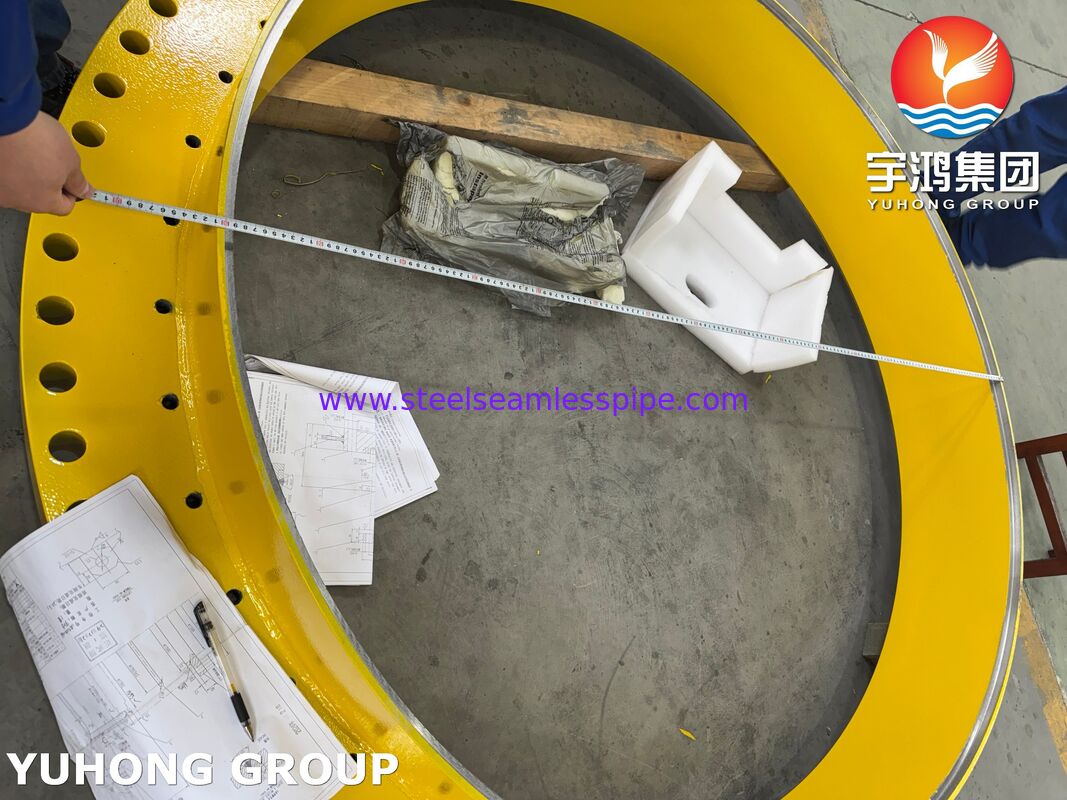 ASME SA516 Gr.70 Karbon Çelik Shell Flange Ring, OD ~1939mm × ID ~1568mm × THK 97mm ve Isı Değiştiricileri için Hassaslıklı Bolt Deşikleri